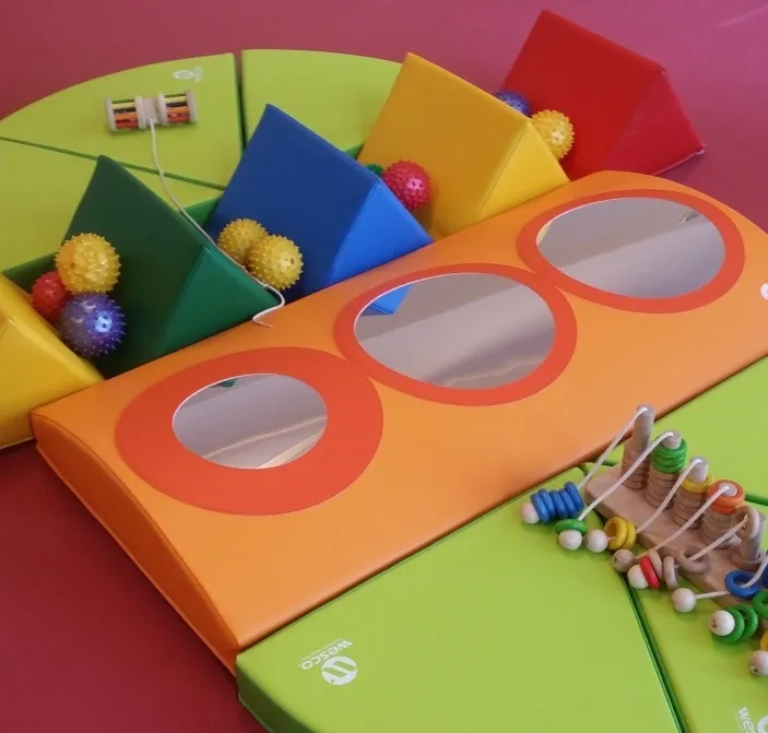 Simone: BabyTurnen nach Pikler (8-11 Monate)