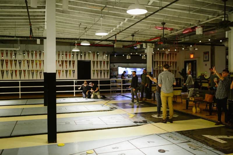 Darts at Shuffleboard Bar Berlin