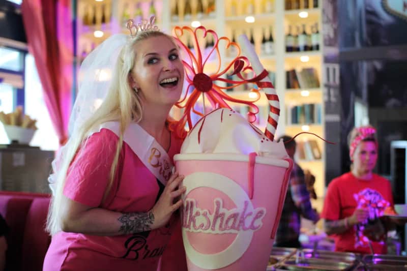 Knutschfleck Berlin: Schlemmer-Brunch mit Entertainment & Party