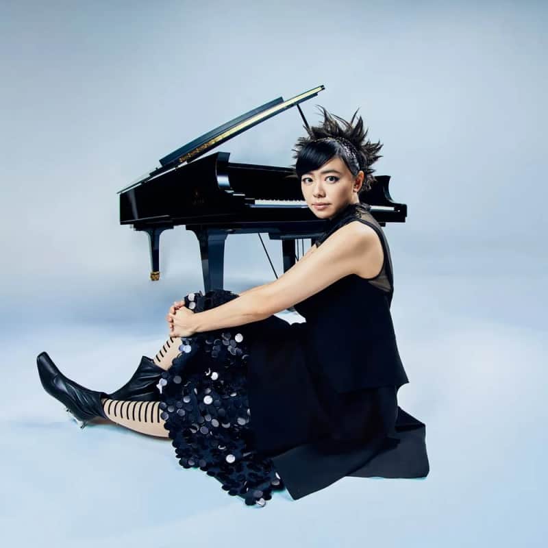Hiromi Trio feat. Simon Phillips & James Genus
