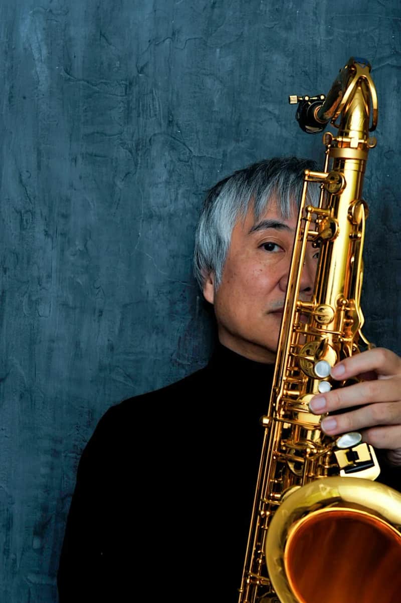 Yasuaki Shimizu + Merma Suelo